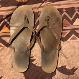 Women’s rainbow 🌈 flip flops